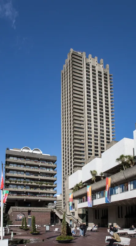 Chamberlin, Powell and Bon · Barbican Estate