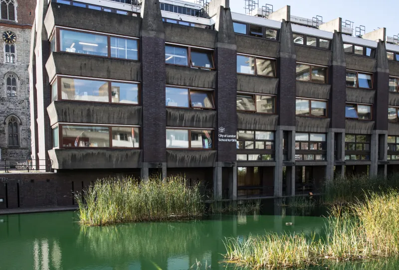 Chamberlin, Powell and Bon · Barbican Estate