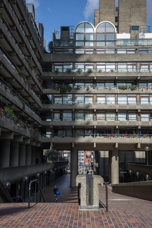 Chamberlin, Powell and Bon · Barbican Estate