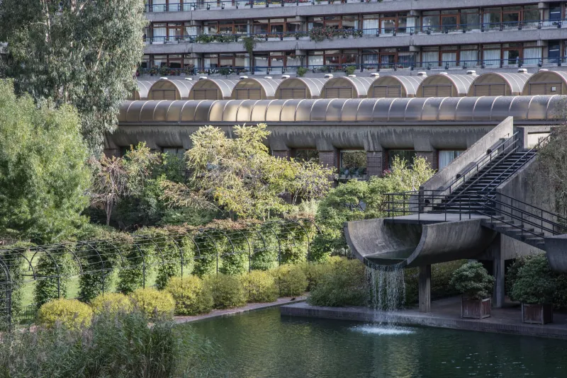 Chamberlin, Powell and Bon · Barbican Estate