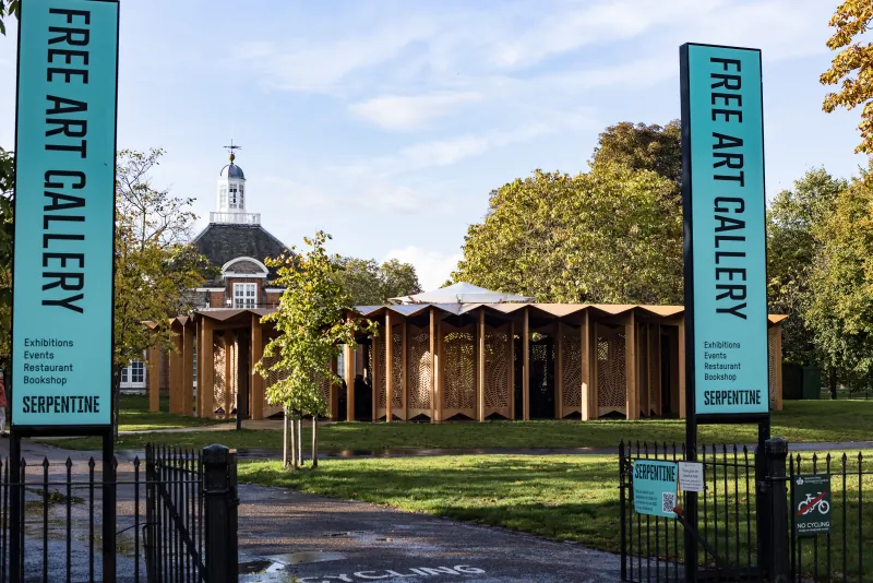 Lina Ghotmeh · Serpentine Pavilion, À table