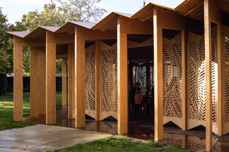 Lina Ghotmeh · Serpentine Pavilion, À table